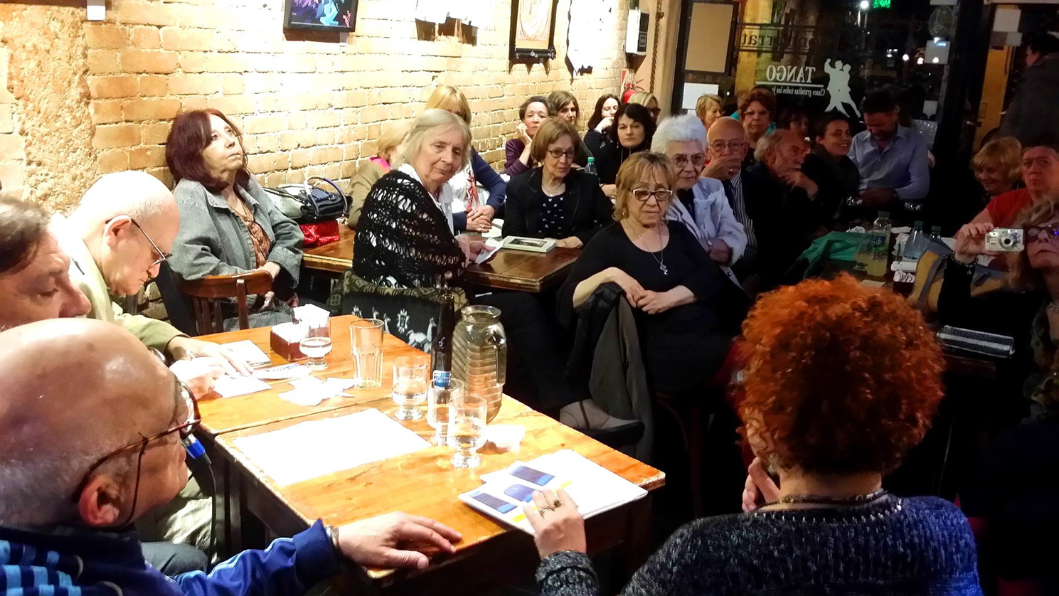 2017 - Gladys Sica, Lettura Poetica, 'Café Antonio Aliberti', organizzata da 'Generación Abierta', Buenos Aires, Argentina