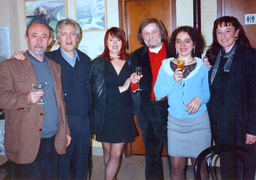 2000 - Mostra Collettiva 'Parole e immagini', Gladys Sica con i pittori E. Bonfanti, P. Lamarque e M. Trezzi, Backy Bar, Milano